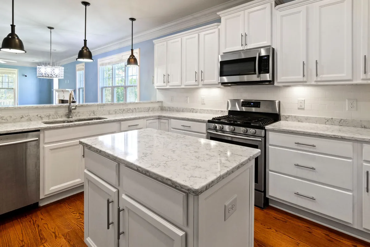 Filth & Squalor Cleanup in Pelican Bay, FL